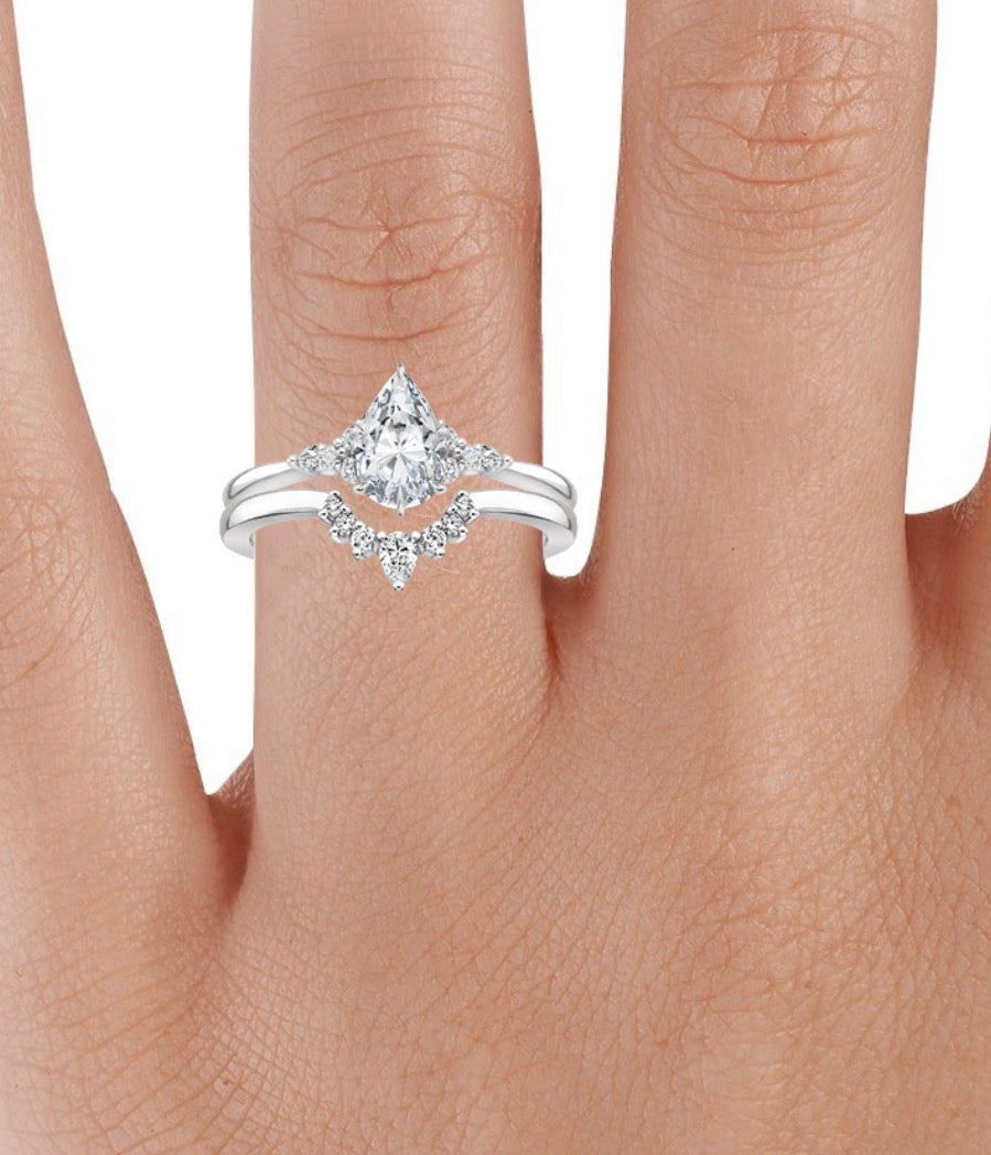 Royal diamond twin ring