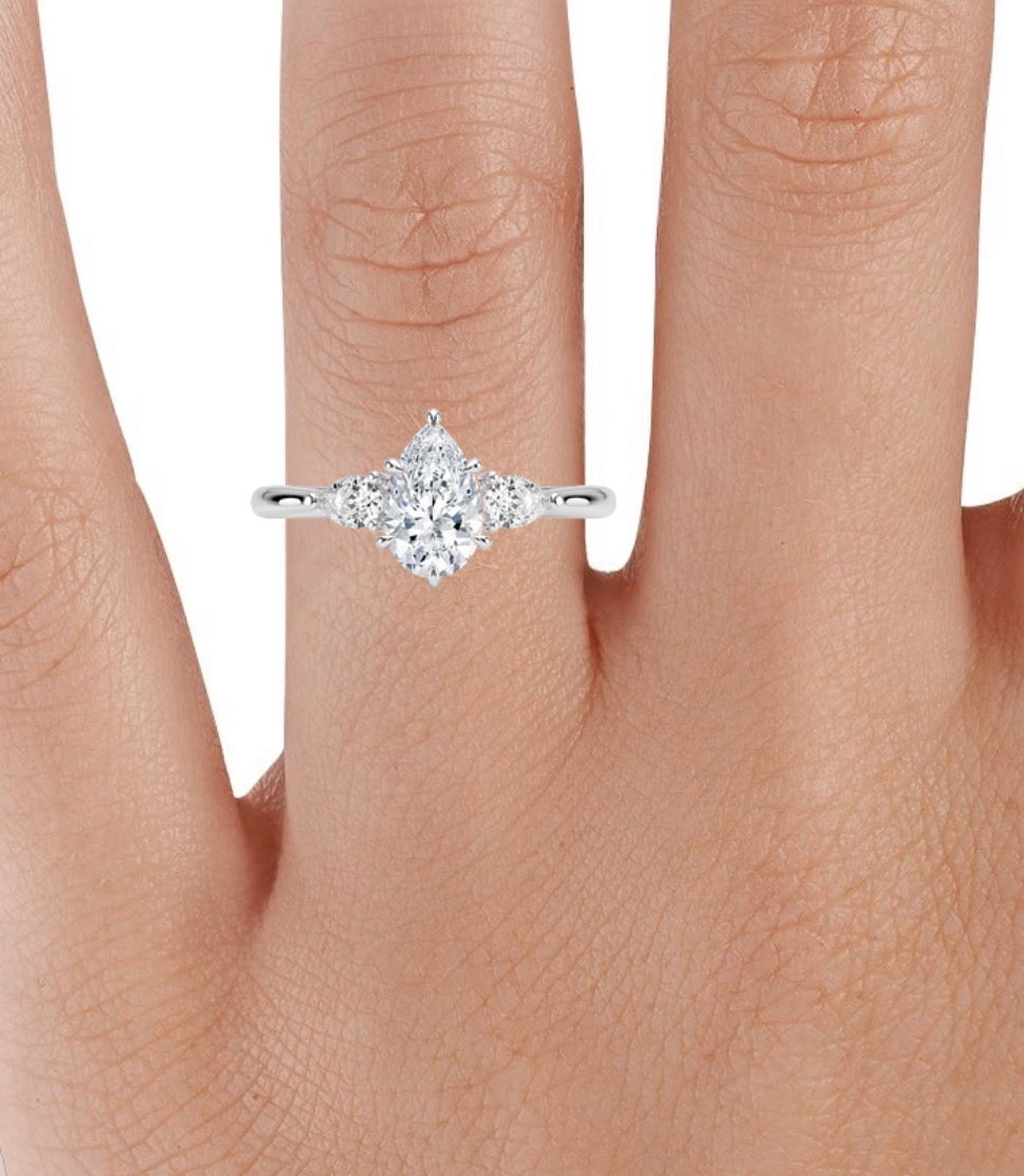 Opera diamond wedding ring