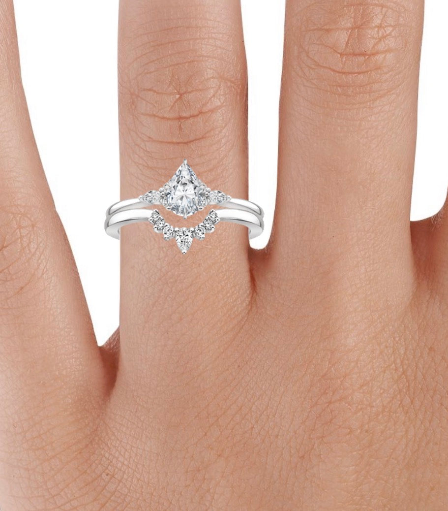 Royal diamond twin ring