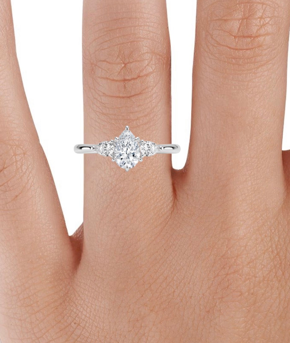 Opera diamond wedding ring